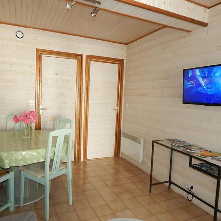 St Malo Maison Avec Jardin Proche Gare Plage Intramuros Chien Admis Parking Gratuit Сен Мало Екстериор снимка