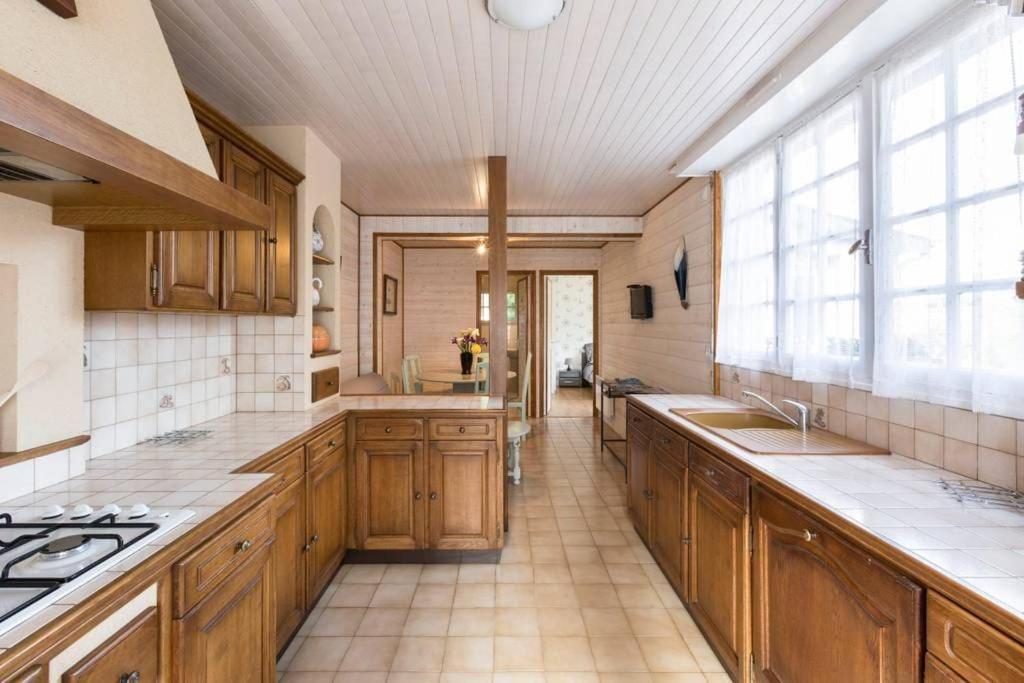 St Malo Maison Avec Jardin Proche Gare Plage Intramuros Chien Admis Parking Gratuit Сен Мало Екстериор снимка