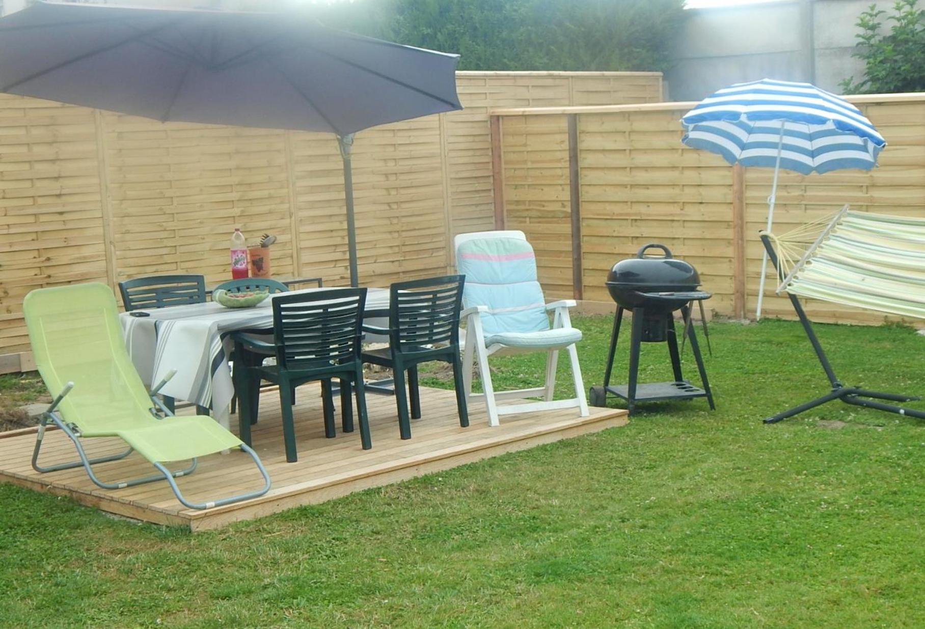 St Malo Maison Avec Jardin Proche Gare Plage Intramuros Chien Admis Parking Gratuit Сен Мало Екстериор снимка